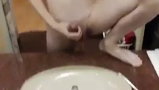 Otelde tek başına eğlence