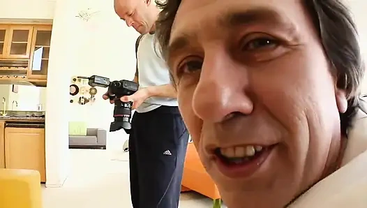 Oyuncu seçmelerinde iki adamla vahşi sikiş