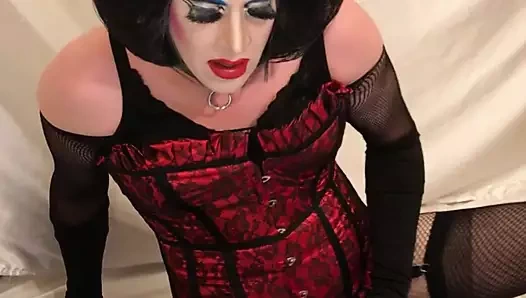 Azgın travesti dildo görüşmelerde kirli biler