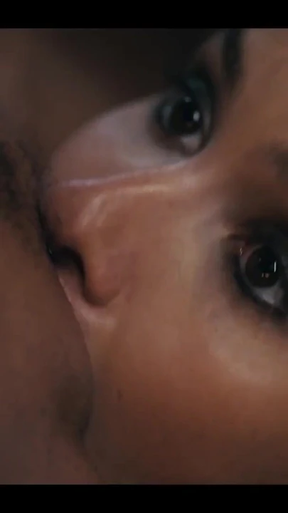 Cosplay lezbiyen vampir seks - dominant bdsm deri kızlar amcık yeme seansı | Klip 2