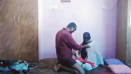 Tamil utangaç kız romantik ön sevişme