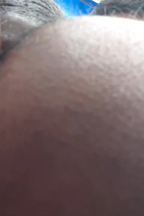 Göt deliği parmak siyah büyük götlü Hintli adam