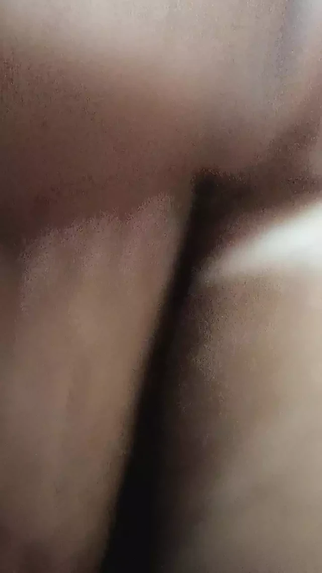 Розовая киска индийской девушки