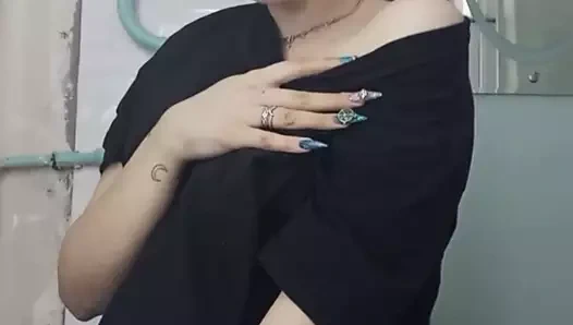 sabah erotik striptiz içinde the banyo