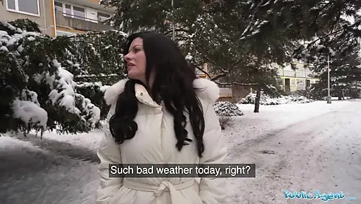 Ateşli İngiliz evli kadın ilk büyük yarağıyla dölleniyor - kamu görevlisi