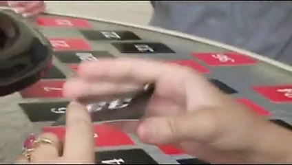 Havuz başında eğlenceli seks partisi