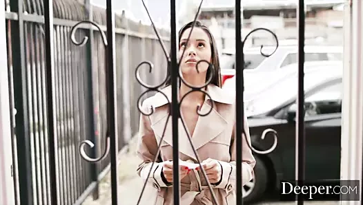 Daha derin. andreina de luxe bilinmeyene adım atıyor