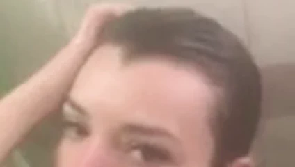 Fernanda Herrejon Banando