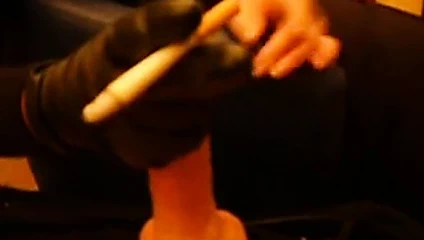 Deri eldiven boşalana kadar 31 çekiyor