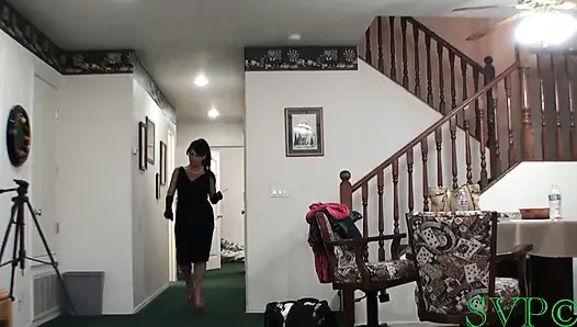 Edepsizce konuşan porno yıldızı Jade Steel üvey annem ve dölümü külotunda buluyor