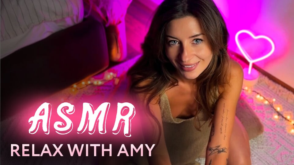 ASMR. Seksi elbiseli orta yaşlı seksi esmer kadın yarağını pompalıyor ve seni boşaltıyor. Amy Haze
