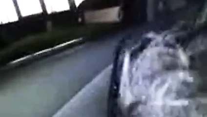 Abanoz milf verir kafa içinde mcdonalds sürücü thru