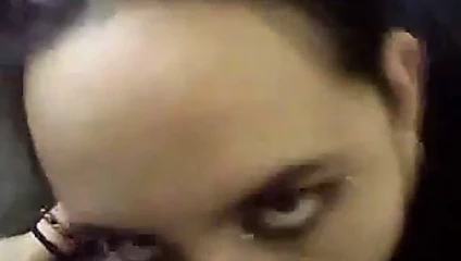 Oral seks tarafından bir goth kız