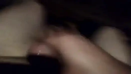 Güzel yarak boşalana kadar sikiliyor