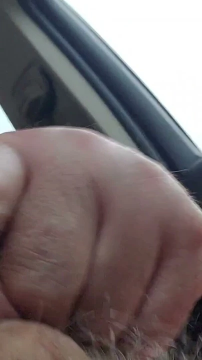 Any woman wants to come in my car ? | Clip 1