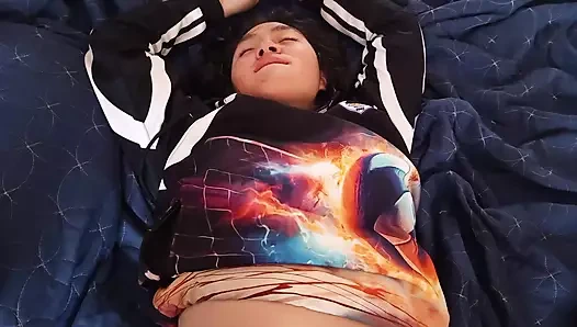 Hıristiyan arkadaşımla bütün gün seks yapıyoruz, 18 yaşına girdi ve her gün başladık