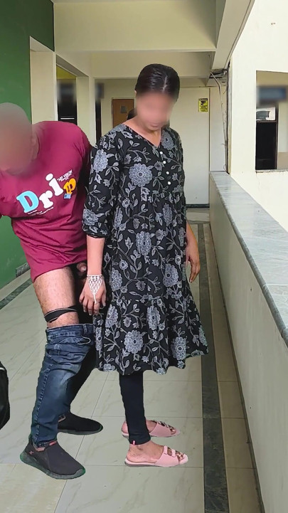 Komal erkek arkadaşına okulda başladı, Bindas'i reddetmeye başladı | Klip 1