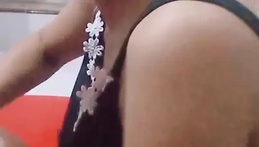 Erkek arkadaşımı görmeye hazırlanıyorum