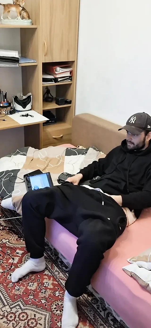 Bir Gün, Nike Çorapları Ve Eşyalarla Oyun Derleme