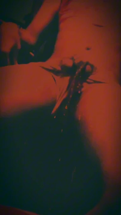 Üzgünüm bebeğim. üzgünüm room.so işiyorum. Bangladeşli famboy