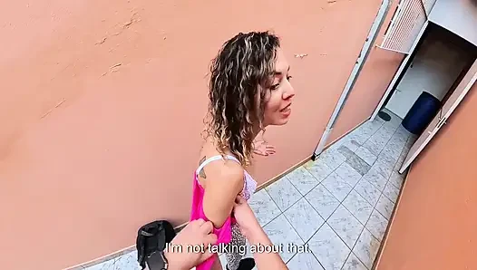 Sigara içerken yakalanan öğrenci kıyafetlerini yırttı ve sikildi.