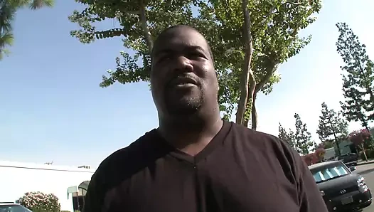 Yoga sınıf dönüşler için sıcak anal genç üçlü içinde the spor salonu