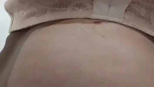 Desi indian maid love pleasing her master after she done with housework.
