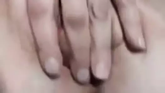 Amazon meleği etli disket amcıkla oynuyor