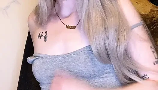 SPOOKYBARBIEGRL GOTH HOMEWRECK JOI - KÜÇÜK MEMELER DAHA IYI