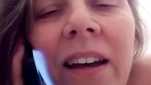 O krikolar kapalı ve cums için benim kirli konuşma