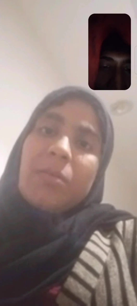 I had emo sex with a Bangladeshi Saudi Arabian girl, hot lady, it was very fun.