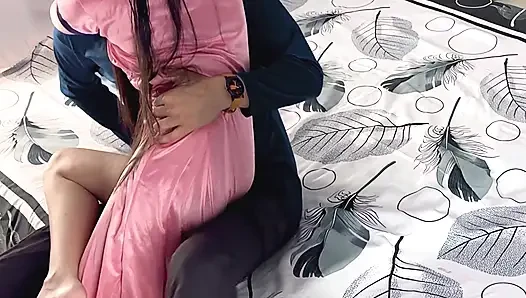 Hintli Tam Seks Videosu Evli Kadın Kocasına Sürpriz Yaptı