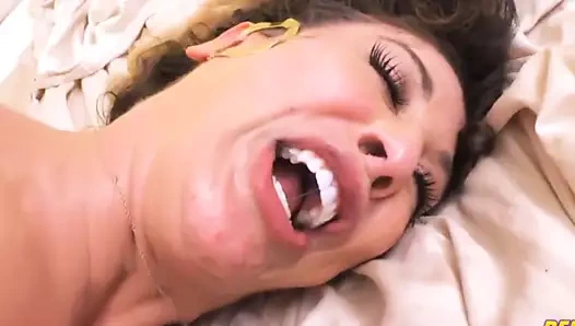 Pervcity – milf cherie deville – anal seks ve fışkırtma