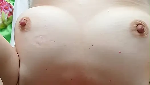 Sex-Obsessed Chef's Wife