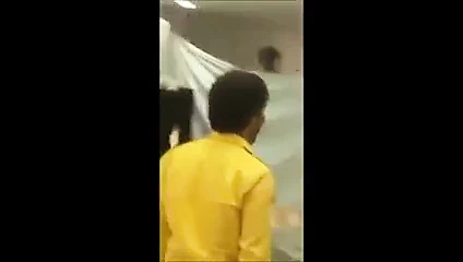 Hint seksi bubi yenge içinde saari dans