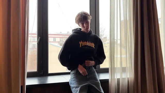 MarkBranston videosu