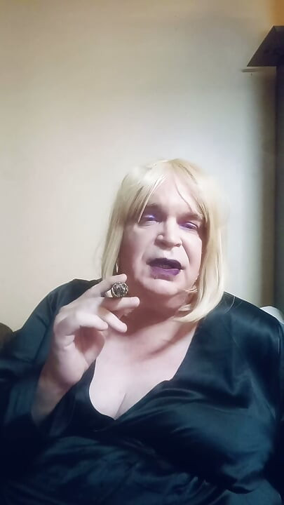 Bölüm 4 - BBW TV, BDSM ve Kink dünyasındaki uzun yıllarını anlatıyor