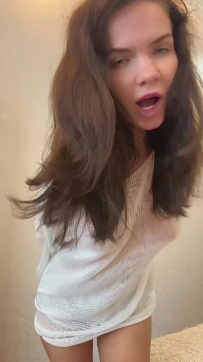 Bu yarağını sert mi yapıyor? 🥰