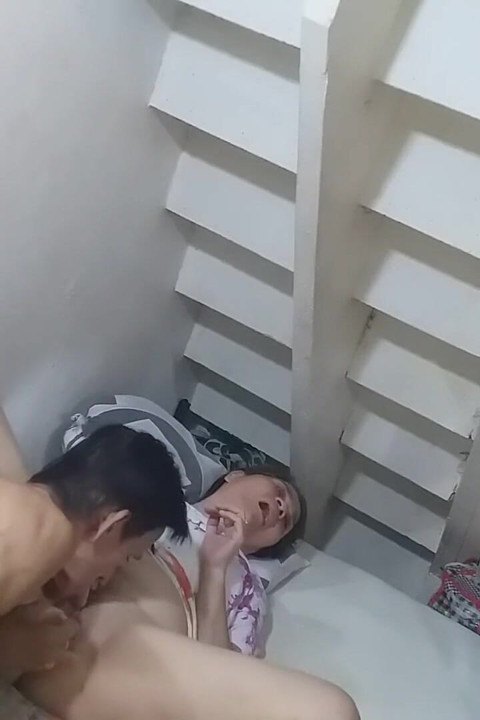Aşık kadınım onu nasıl memnun ediyorum