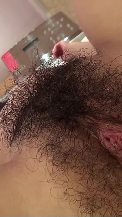 Japon anne tam sansürsüz jav porn'da en iyi arkadaşı tarafından kıllı amcığını derinden sikiyor | Klip 3