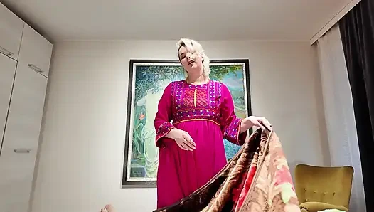 Babam işteyken tatlı üvey annemi sikiyorum