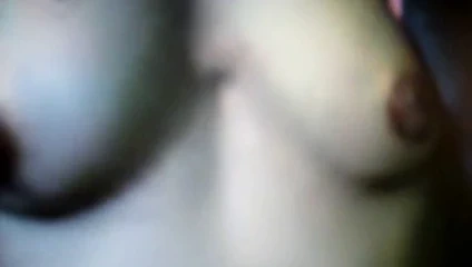 sarılmak göğüsler