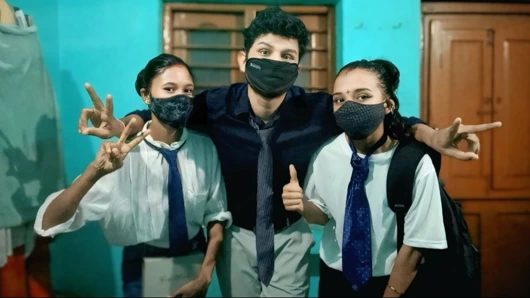 Gerçek okul arkadaşları Preeti ve Ishu erkek arkadaşıyla sikişiyor büyük zenci yarağı xxx videosu, Hintli okul arkadaşlarının seks videosu, xxxx Hintçe ses