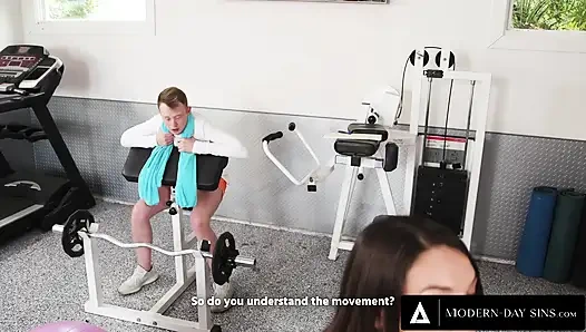 Modern zamanların günahları - ateşli kişisel antrenör Katrina Colt sapık adamla