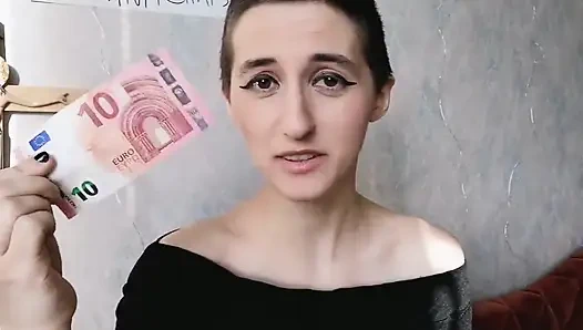 Açgözlü sürtük sana bağırıyor