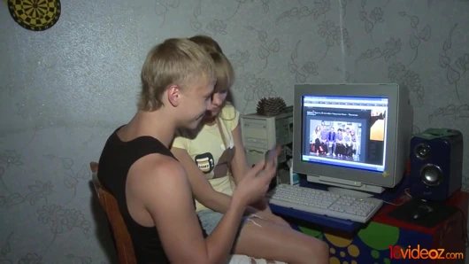 18 Videoz - Kovuldunuz mu? Sevgilini sat ve yiyecek al!