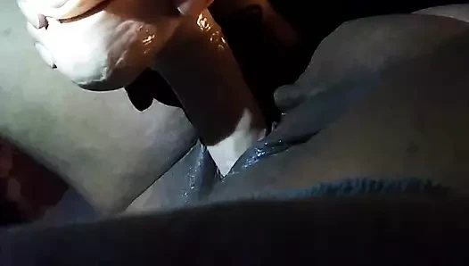 Kitty rosario dildo döngüde fışkırtıyor