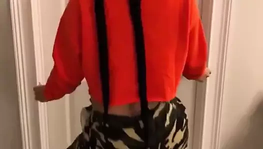 Cardi b cehennem gibi seksi