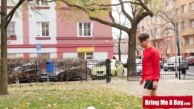 Bringmeaboy Oliver Morgenson ve Isaac Esteban