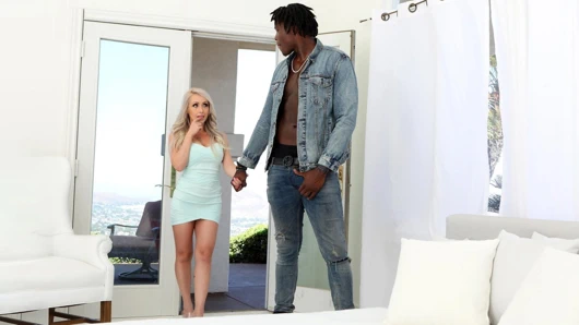 Busty sarışın christina parlaklık erkek arkadaşının bbc ziyaret